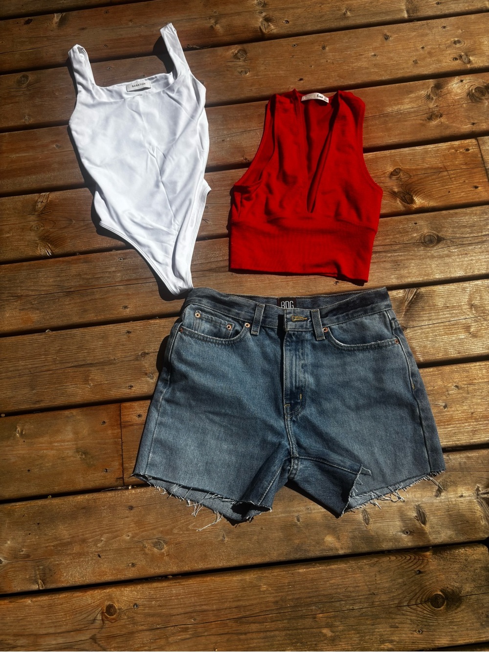 Clothing bundle - Picture 2 of 5